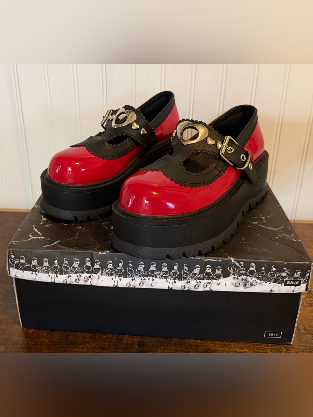 Demonia Slacker-23 Maryjane Platforms